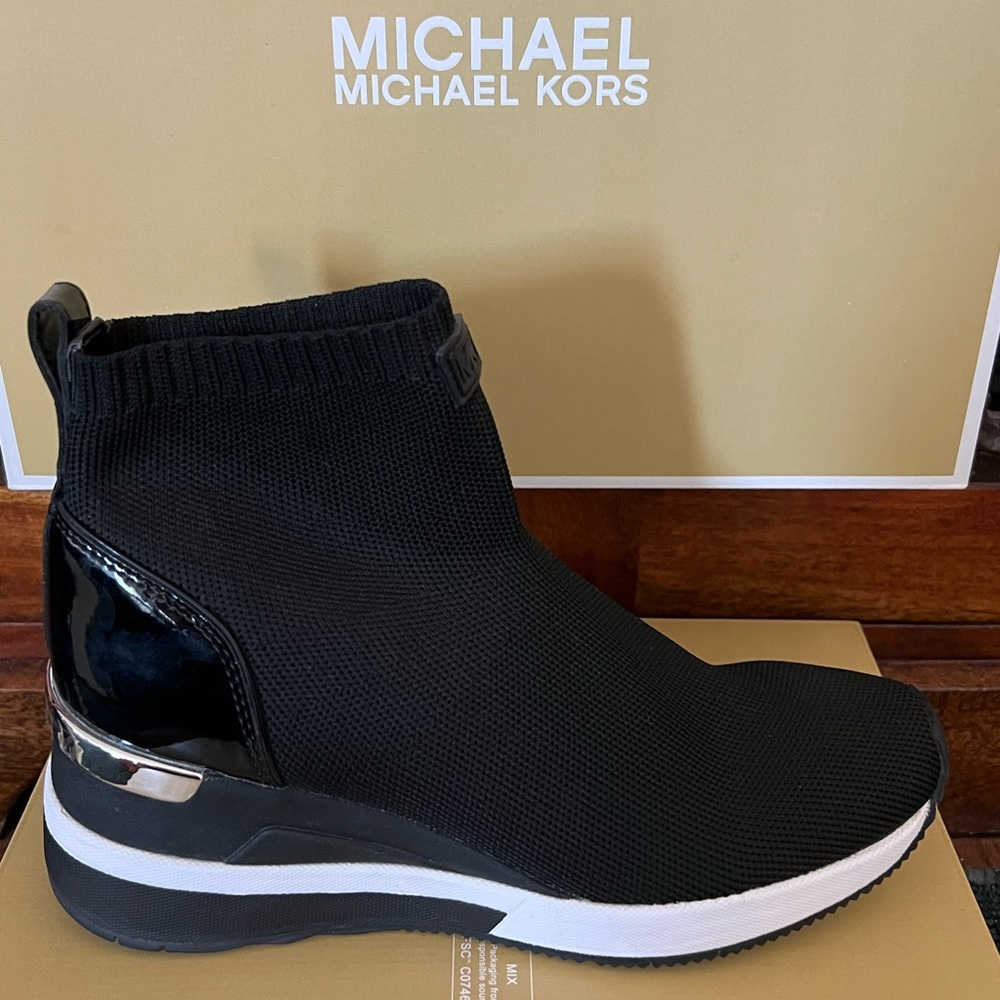 Michael Kors Black Skyler Stretch Knit Sock High Top Bootie Sneakers Size 6.5! - Picture 4 of 12